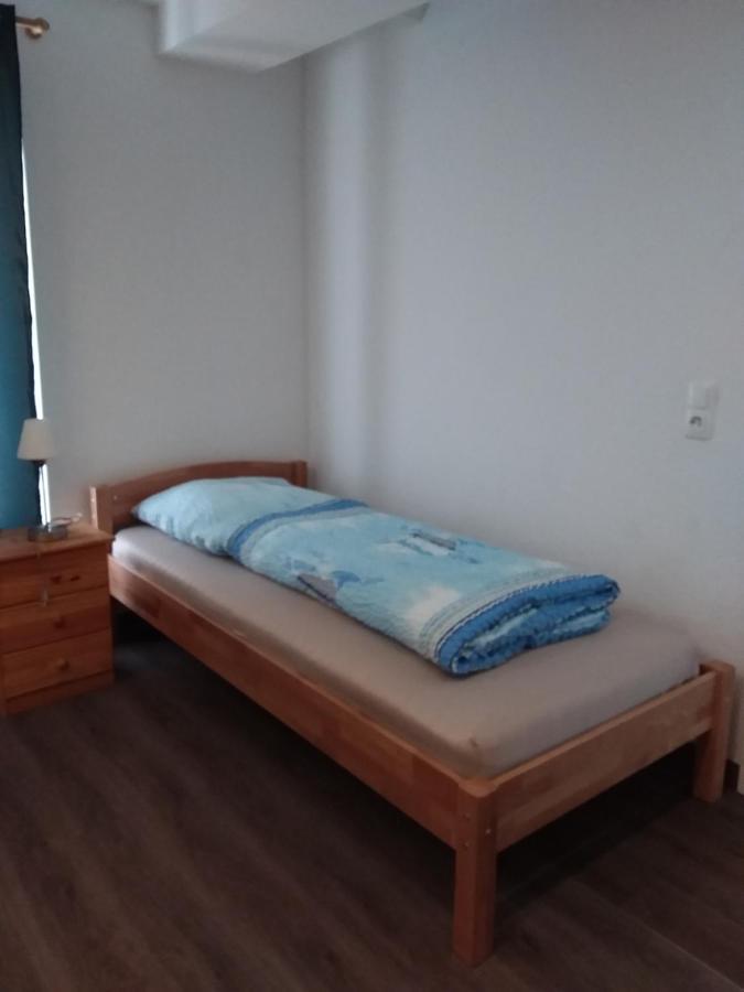 Nguyen Le 3 Schlafzimmer, 7 Bette,Dusche, 2 Wc , Kueche Ab 2 Uebernachtungen 노이킬흐 외부 사진